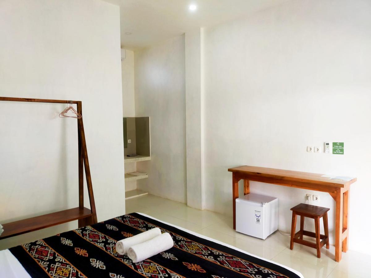 Mango Room Mandalika Kuta  Exterior photo