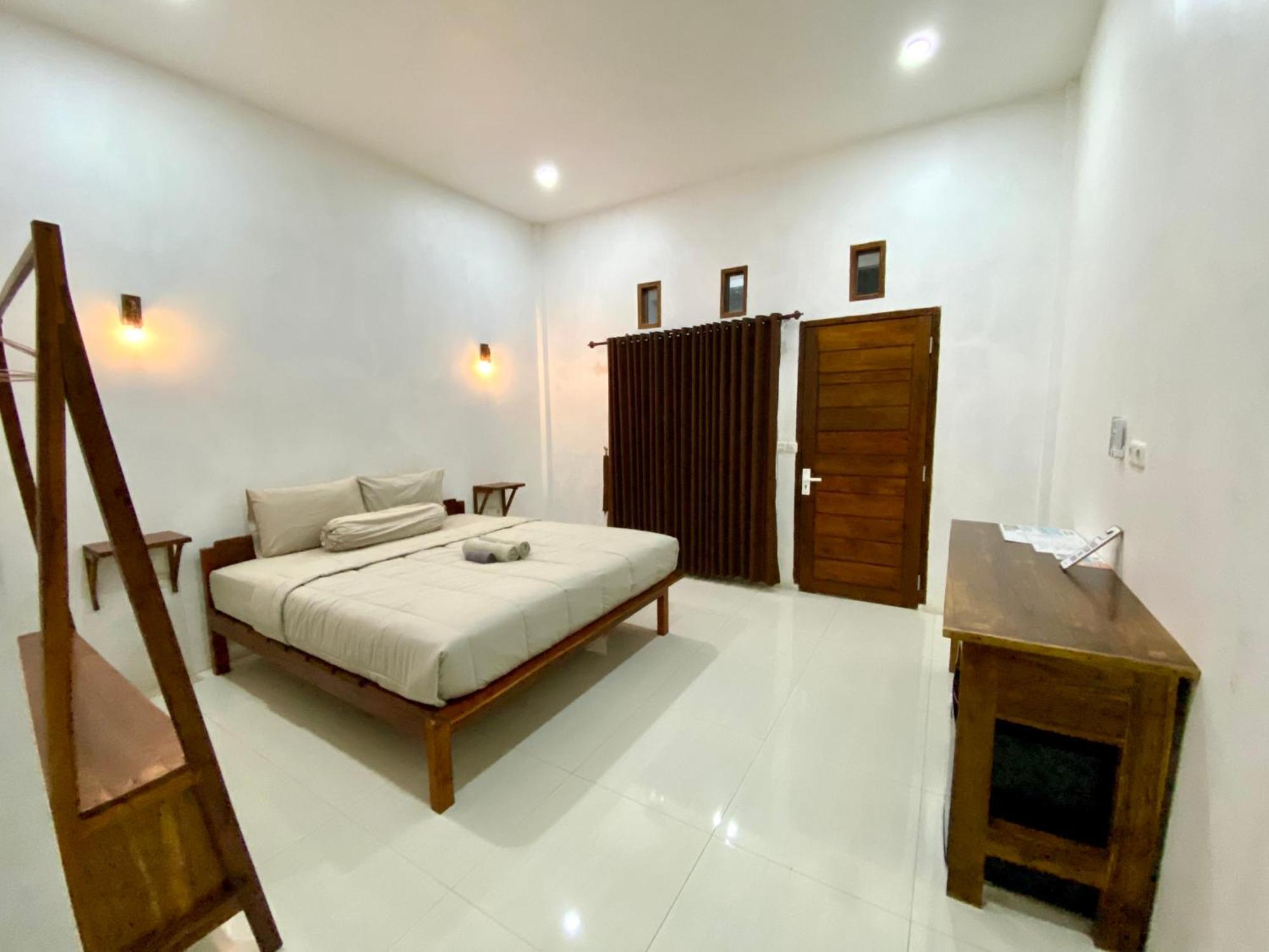 Mango Room Mandalika Kuta  Exterior photo